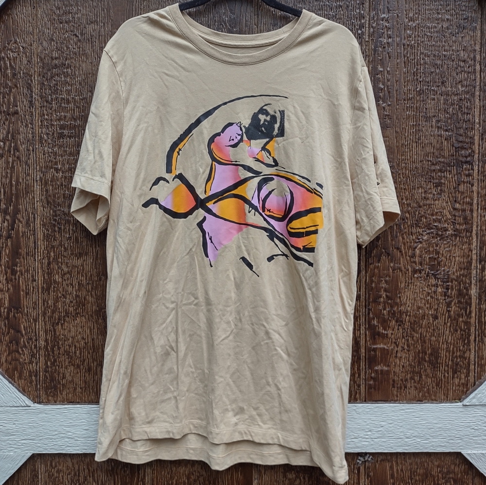 Michael Jordon Take Flight Nike Size XL Tan Shirt